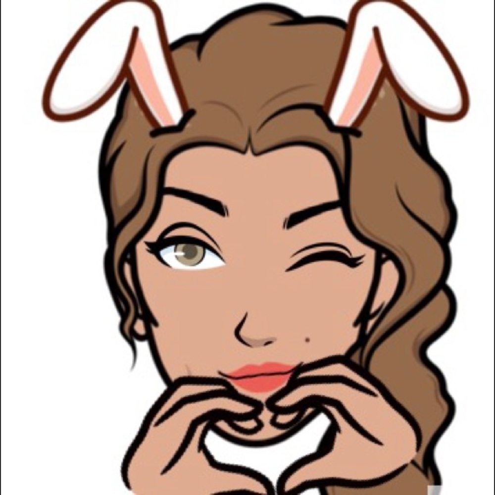 Meet your Posher, Mayra